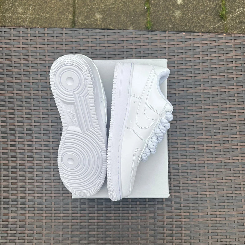 Tênis NK Air Force 1 White Lace